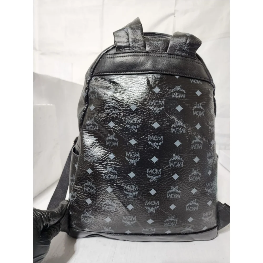 MCM Visetos Medium Sprinkle Stud Stark Backpack Black